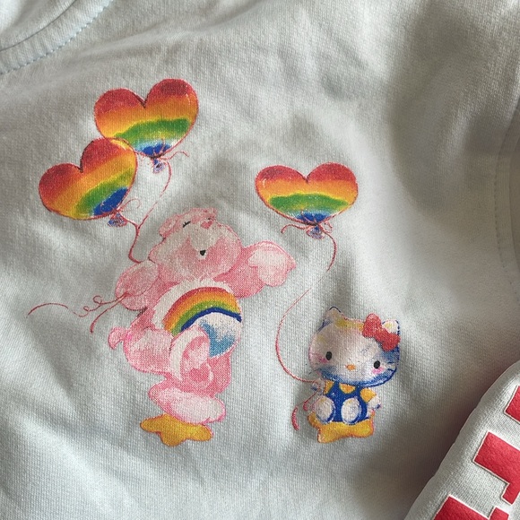 Hello kitty and friends sweater - Picture 3 of 4